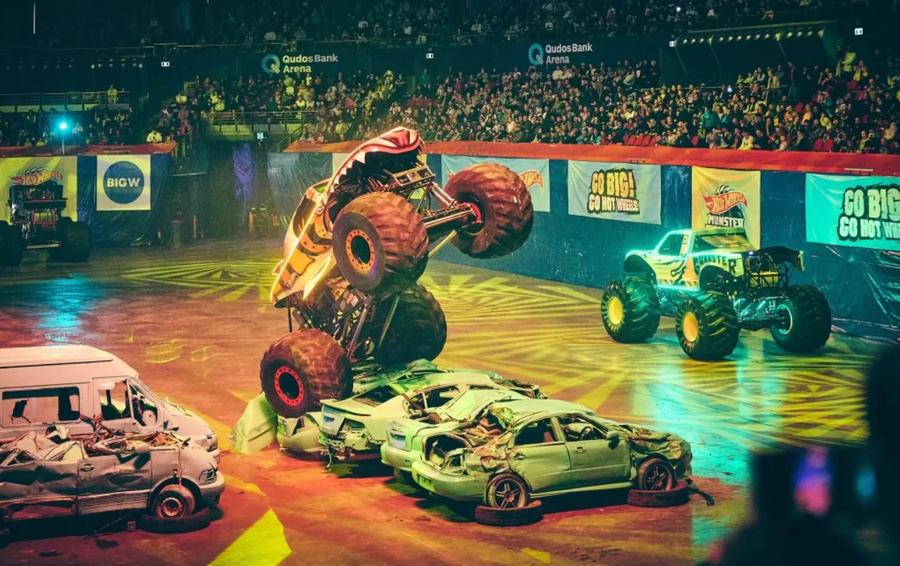 Hot Wheels Live Glow N Fire Liverpool